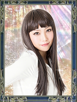 鷹槻ヘレネ先生